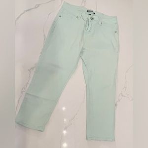 Woman capri pants size 10